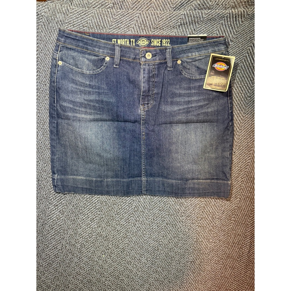 NWT Dickies Denim Mini Skirt Women's Size Large Pockets Zip - Size 12 NEW